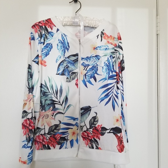 💕👇Price Drop💥Bomber Jacket - Picture 3 of 5